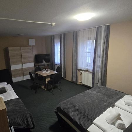 Hotel-Gasthof "Alter Ritter" روتنبورغ أوب در تاوبر المظهر الخارجي الصورة
