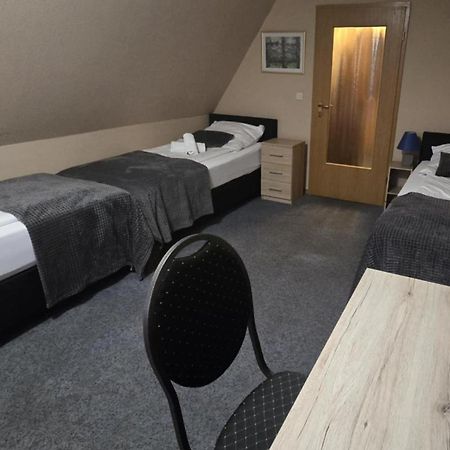 Hotel-Gasthof "Alter Ritter" روتنبورغ أوب در تاوبر المظهر الخارجي الصورة
