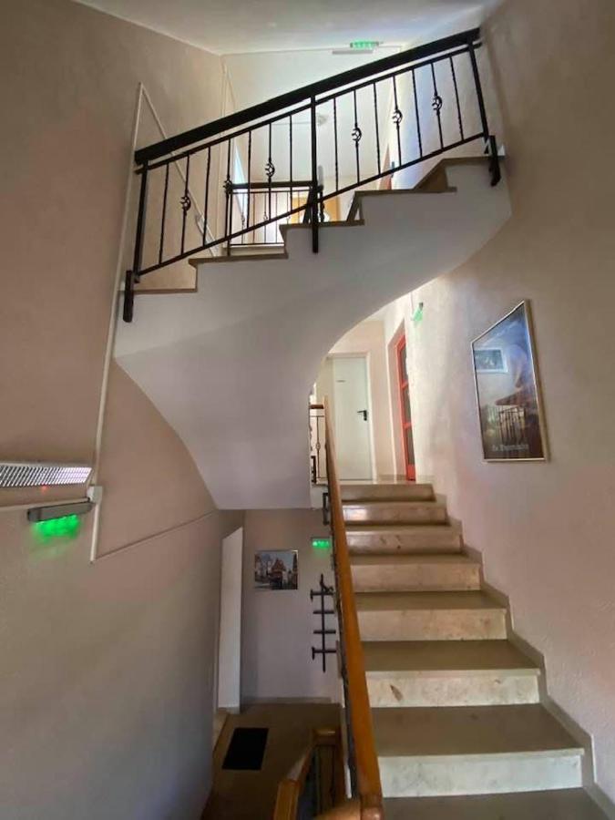 Hotel-Gasthof "Alter Ritter" روتنبورغ أوب در تاوبر المظهر الخارجي الصورة