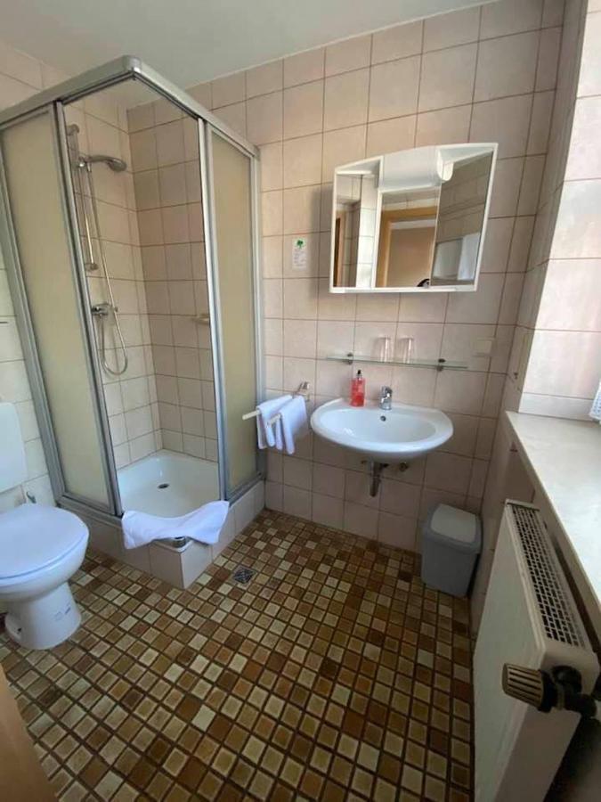 Hotel-Gasthof "Alter Ritter" روتنبورغ أوب در تاوبر المظهر الخارجي الصورة