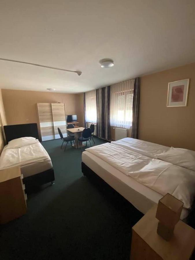 Hotel-Gasthof "Alter Ritter" روتنبورغ أوب در تاوبر المظهر الخارجي الصورة