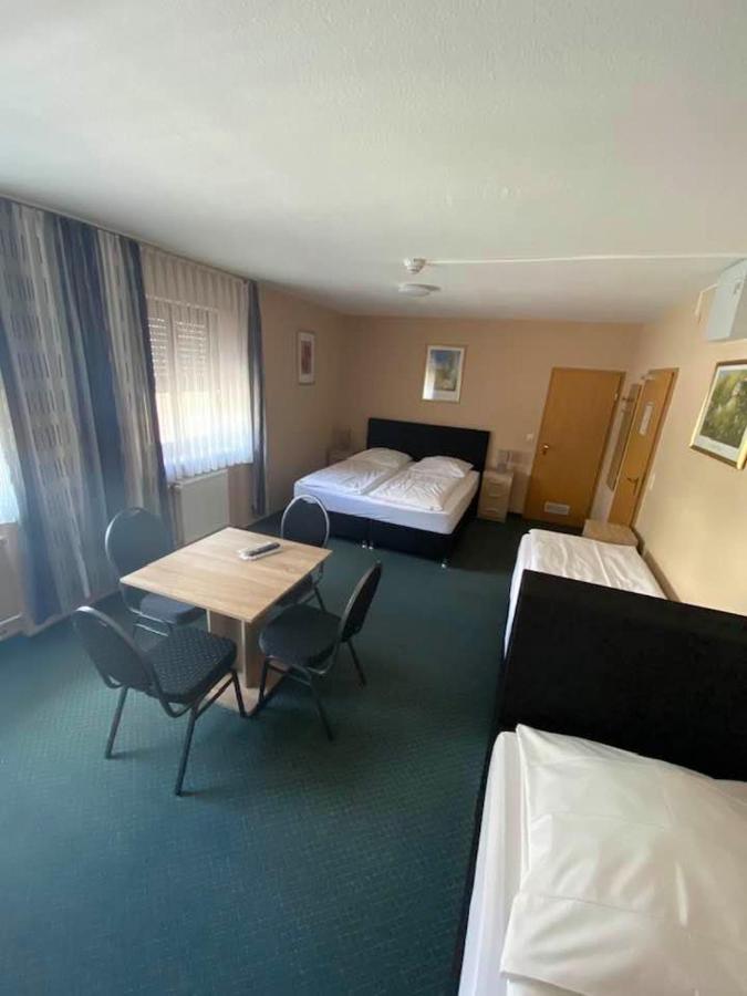 Hotel-Gasthof "Alter Ritter" روتنبورغ أوب در تاوبر المظهر الخارجي الصورة