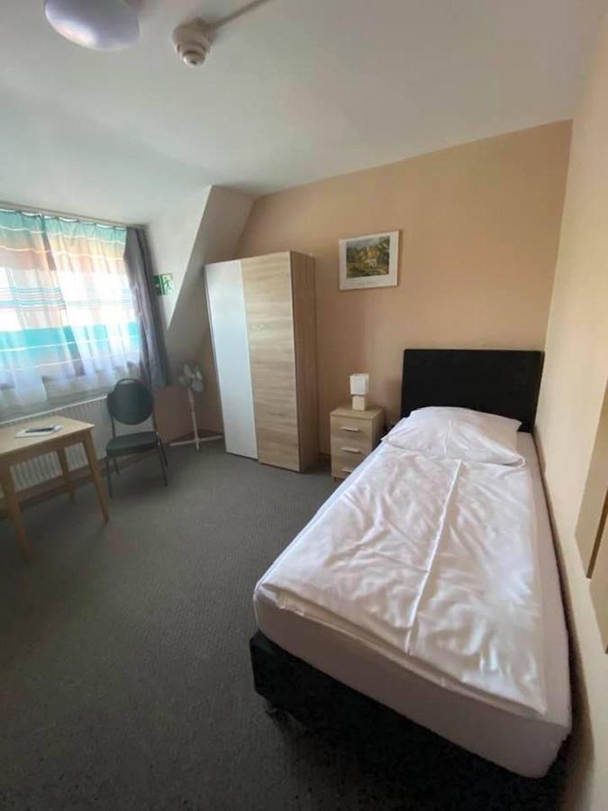 Hotel-Gasthof "Alter Ritter" روتنبورغ أوب در تاوبر المظهر الخارجي الصورة