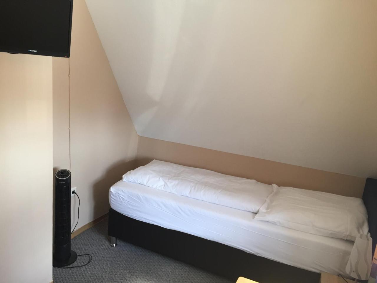 Hotel-Gasthof "Alter Ritter" روتنبورغ أوب در تاوبر المظهر الخارجي الصورة
